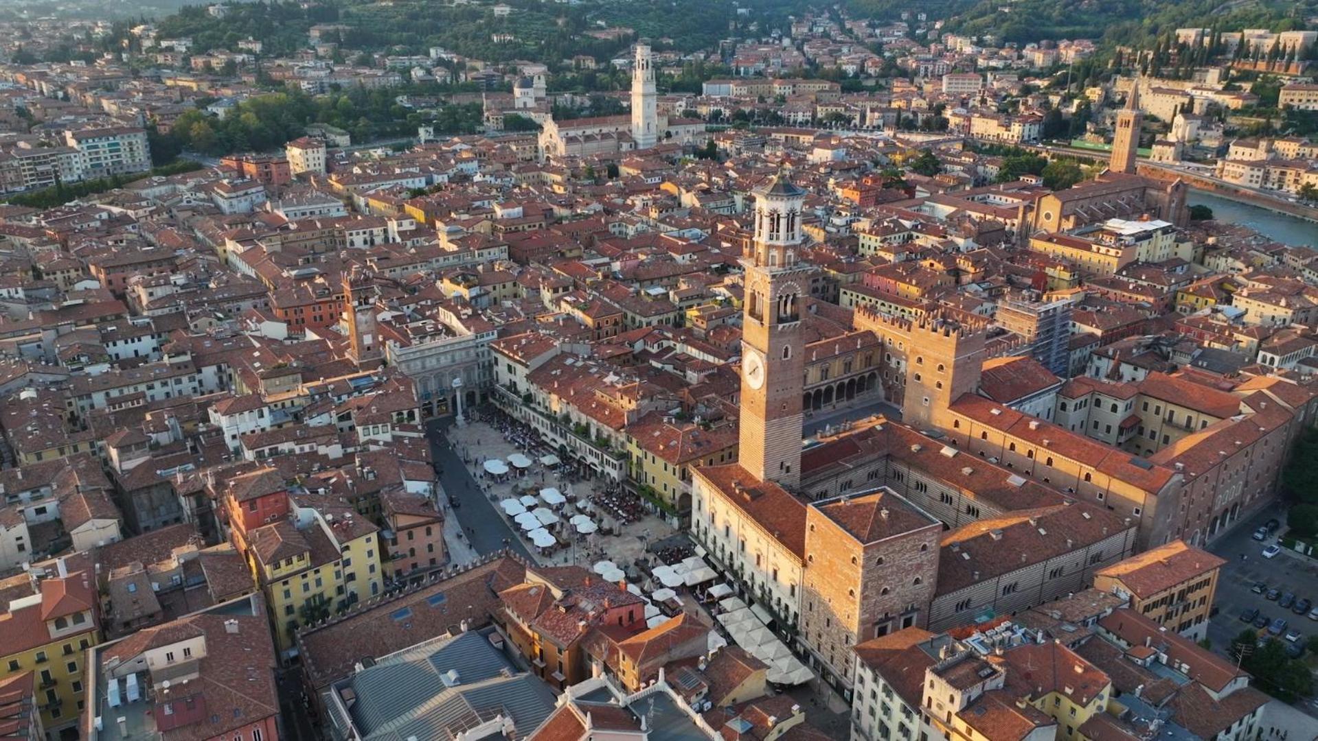 Forum Suites Verona Bagian luar foto