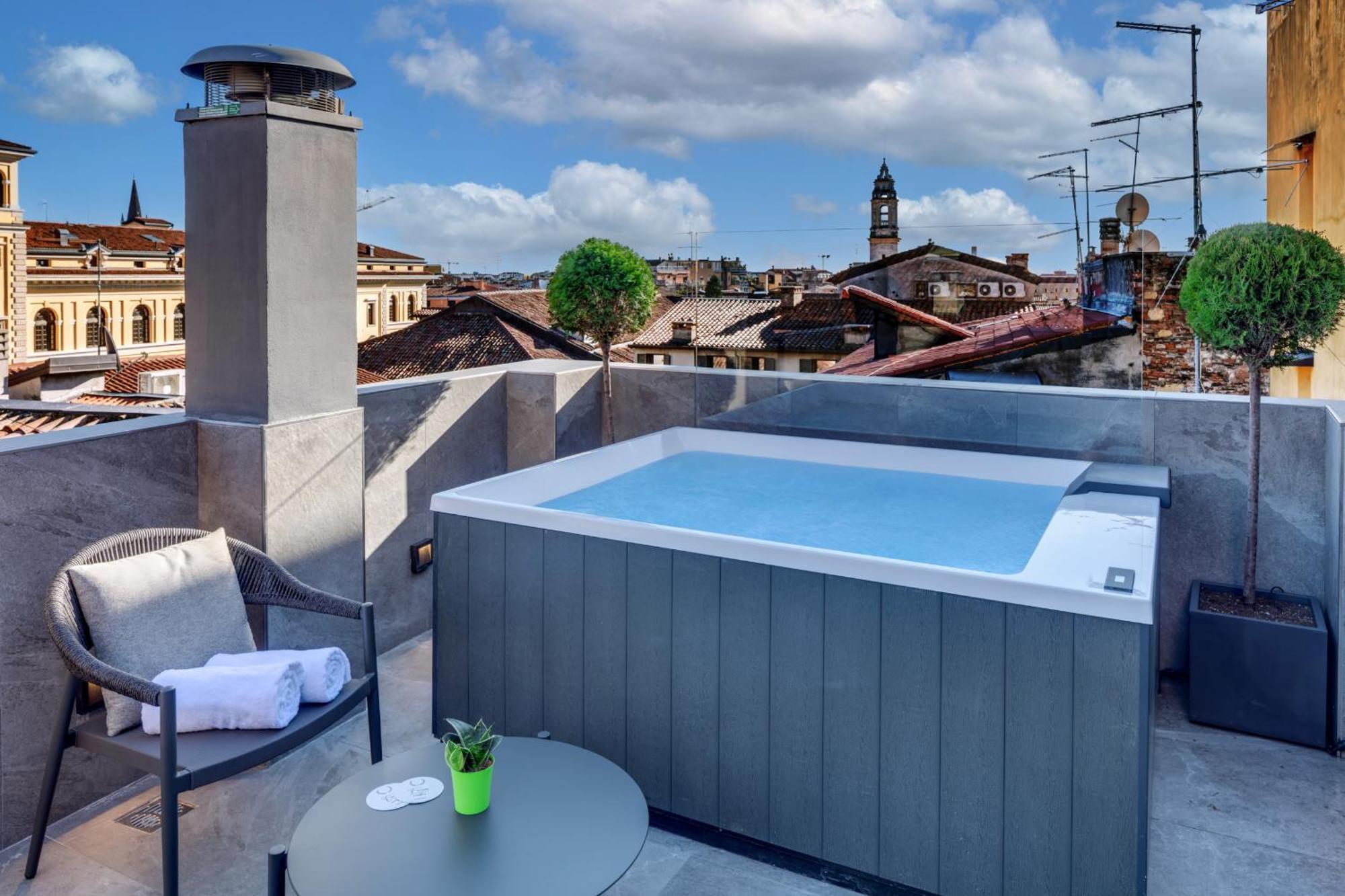 Forum Suites Verona Bagian luar foto